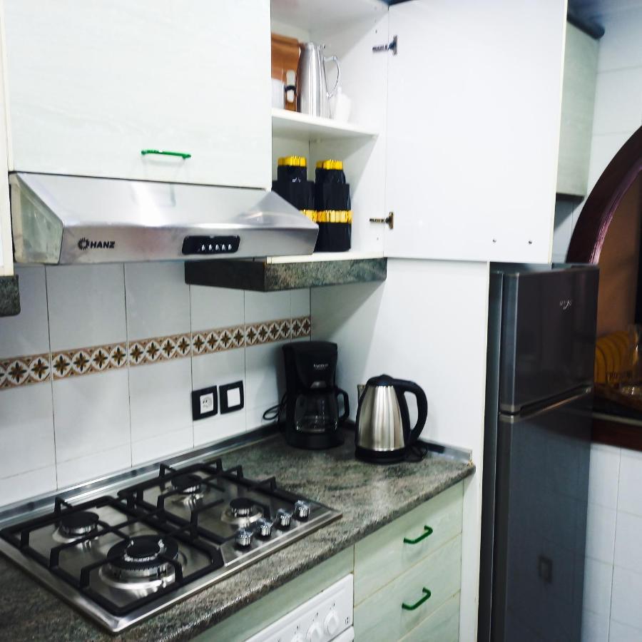 Nouveau Appartement Au Plein Centre-Ville En Face Hilton Tangier Bagian luar foto