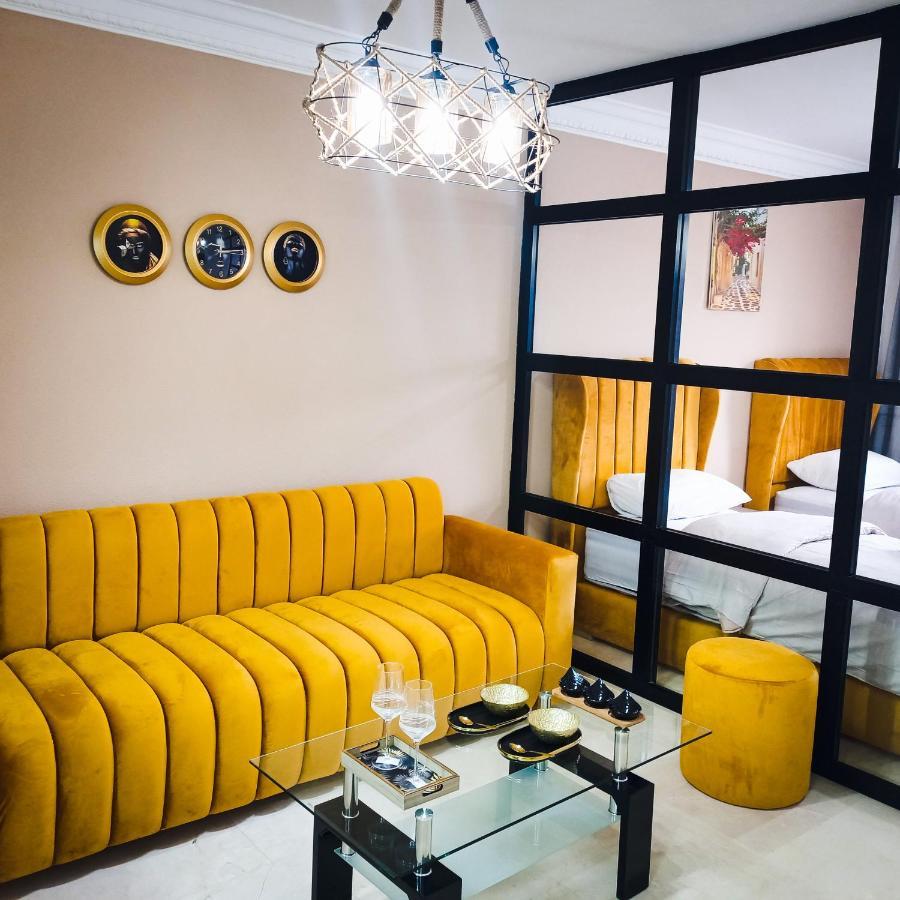 Nouveau Appartement Au Plein Centre-Ville En Face Hilton Tangier Bagian luar foto